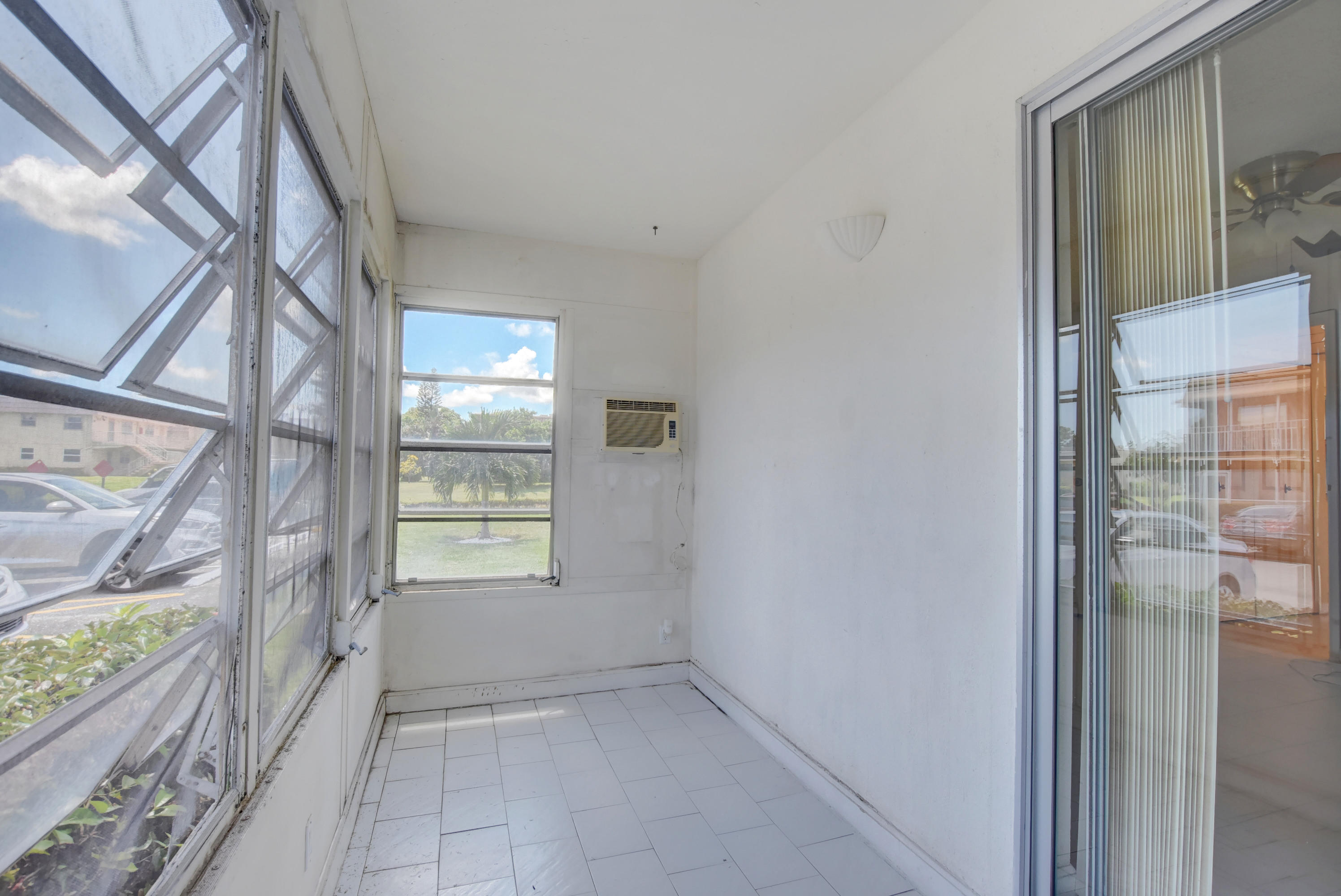 454 Monaco J Delray Beach, FL 33446 - Photo 20 of 22 20_ebf_7142and4more