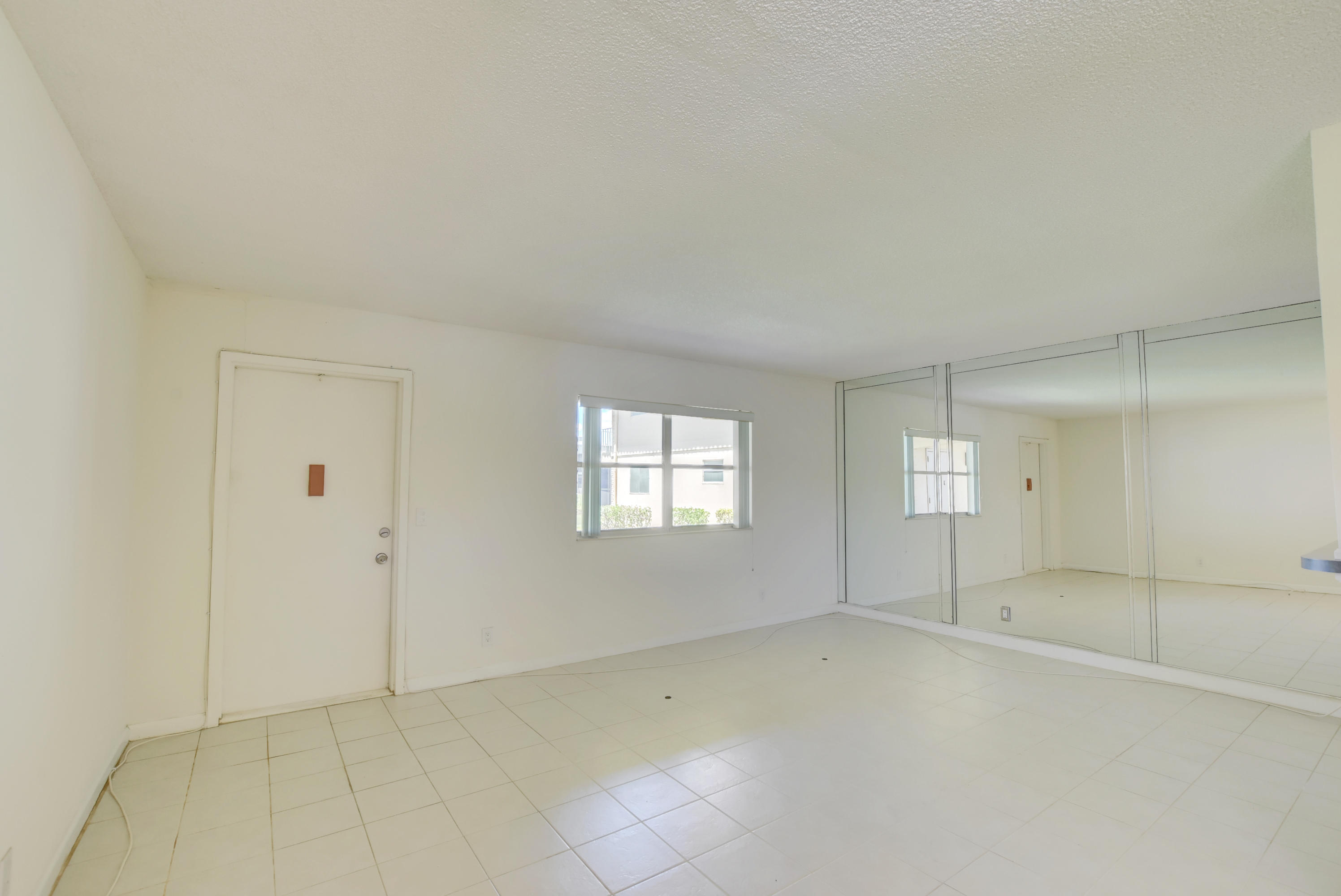 454 Monaco J Delray Beach, FL 33446 - Photo 9 of 22 09_ebf_7077and4more
