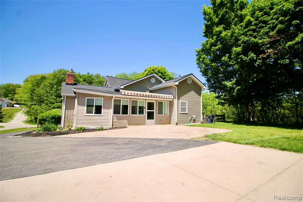 8372 Parshallville Road Fenton, MI 48430 - Photo 38 of 44