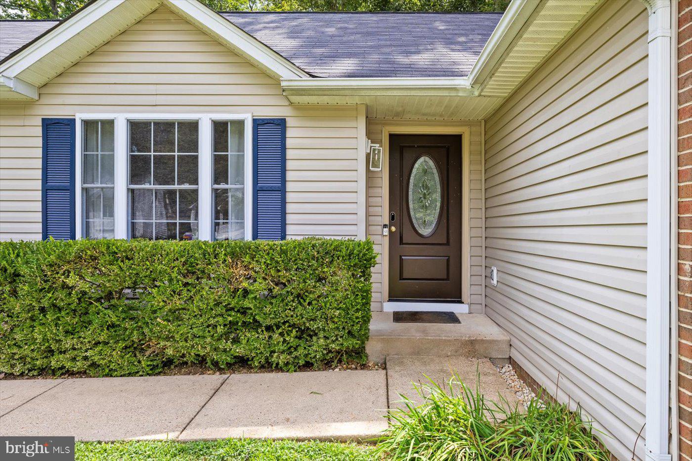 11 Myrtle Road Fredericksburg, VA 22405 - Photo 3 of 42 Gallery Image 3