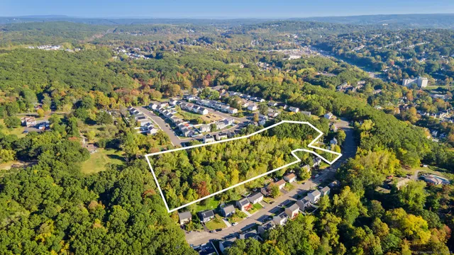 $600,000 | 0 Halperin Court, Waterbury, CT 06704