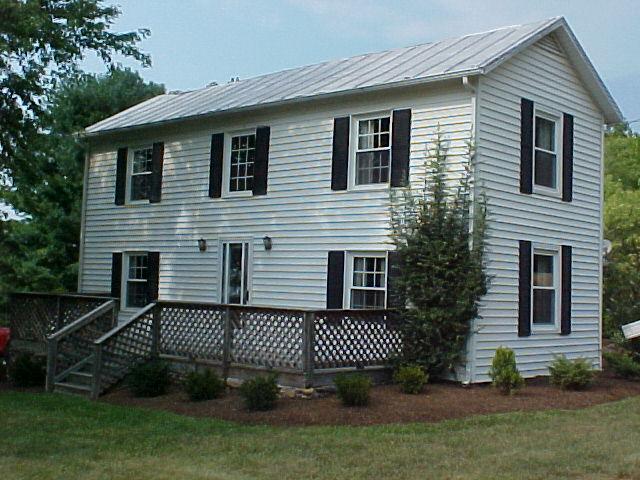 978 Flowing Spring Road Buchanan, VA 24066 - Photo 2 of 13 Front/Side View