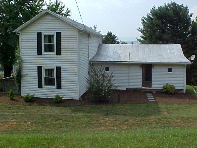 978 Flowing Spring Road Buchanan, VA 24066 - Photo 3 of 13 Back View