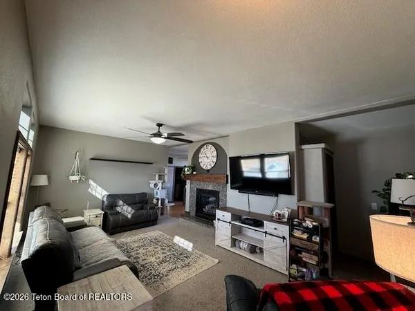 $355,000 | 3 North Shoshone Trail, Pinedale, WY 82941