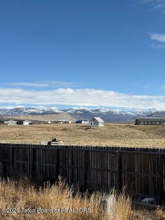 $355,000 | 3 North Shoshone Trail, Pinedale, WY 82941