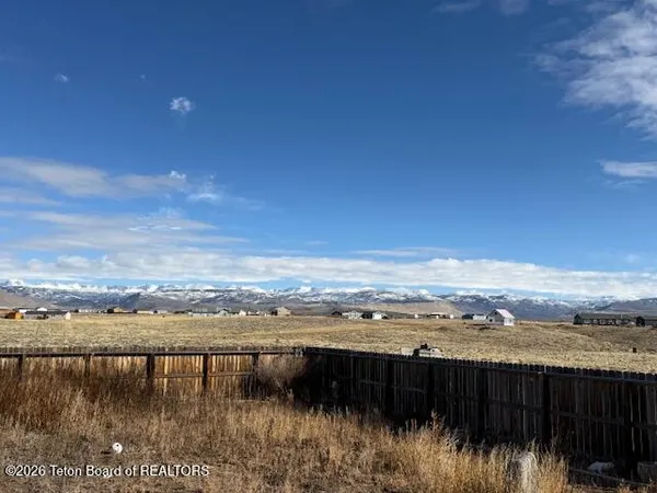 $355,000 | 3 North Shoshone Trail, Pinedale, WY 82941