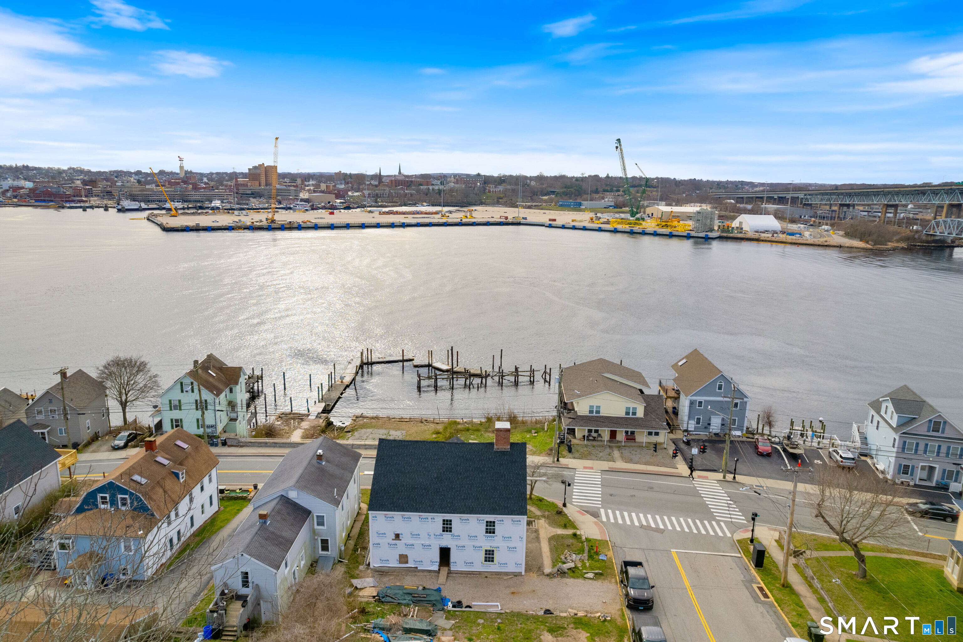 108 Thames Street Groton, CT 06340 - Photo 15 of 40 a view of a city