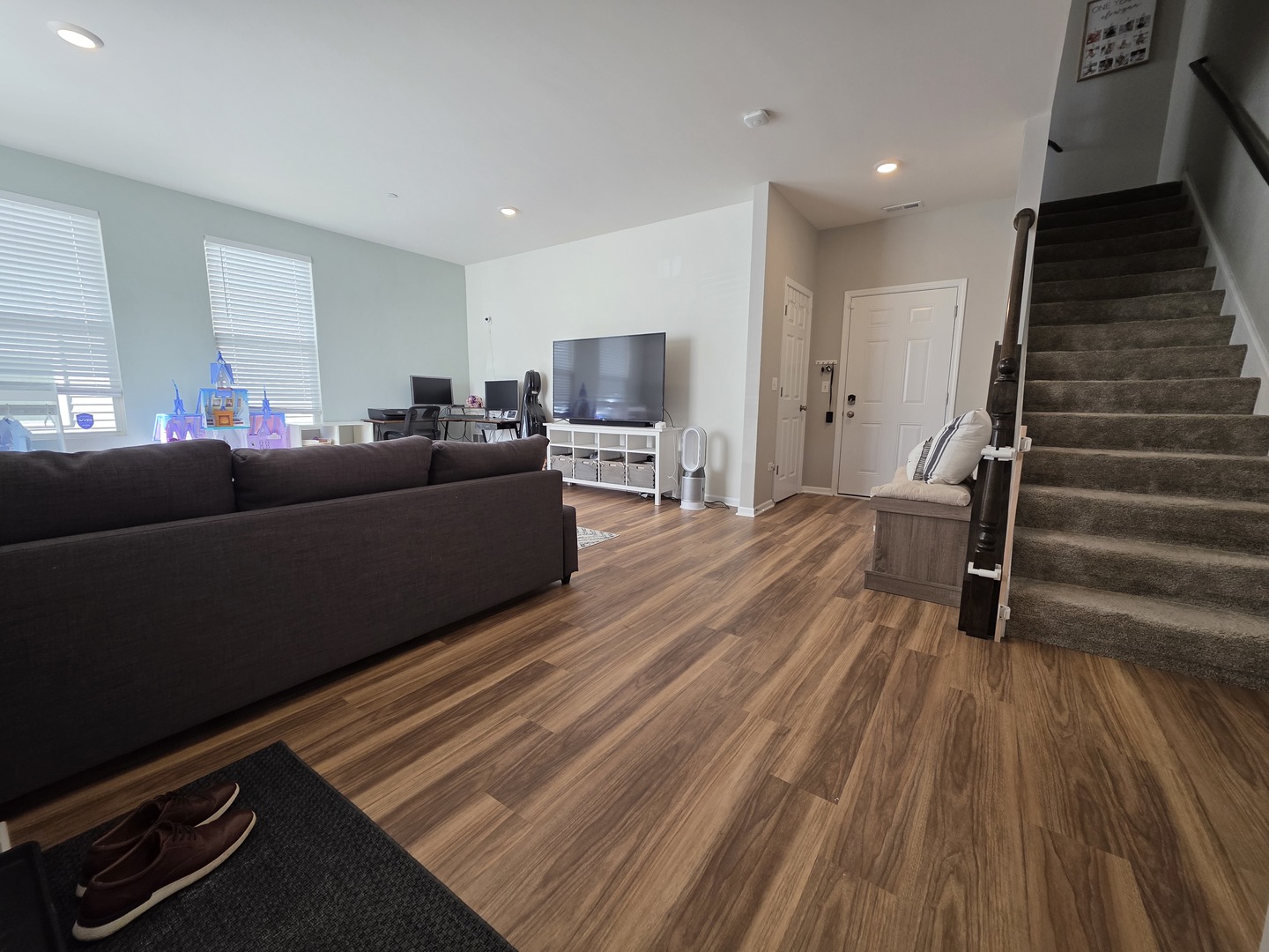 2707 Lily Lane Rolling Meadows, IL 60008 - Photo 4 of 17