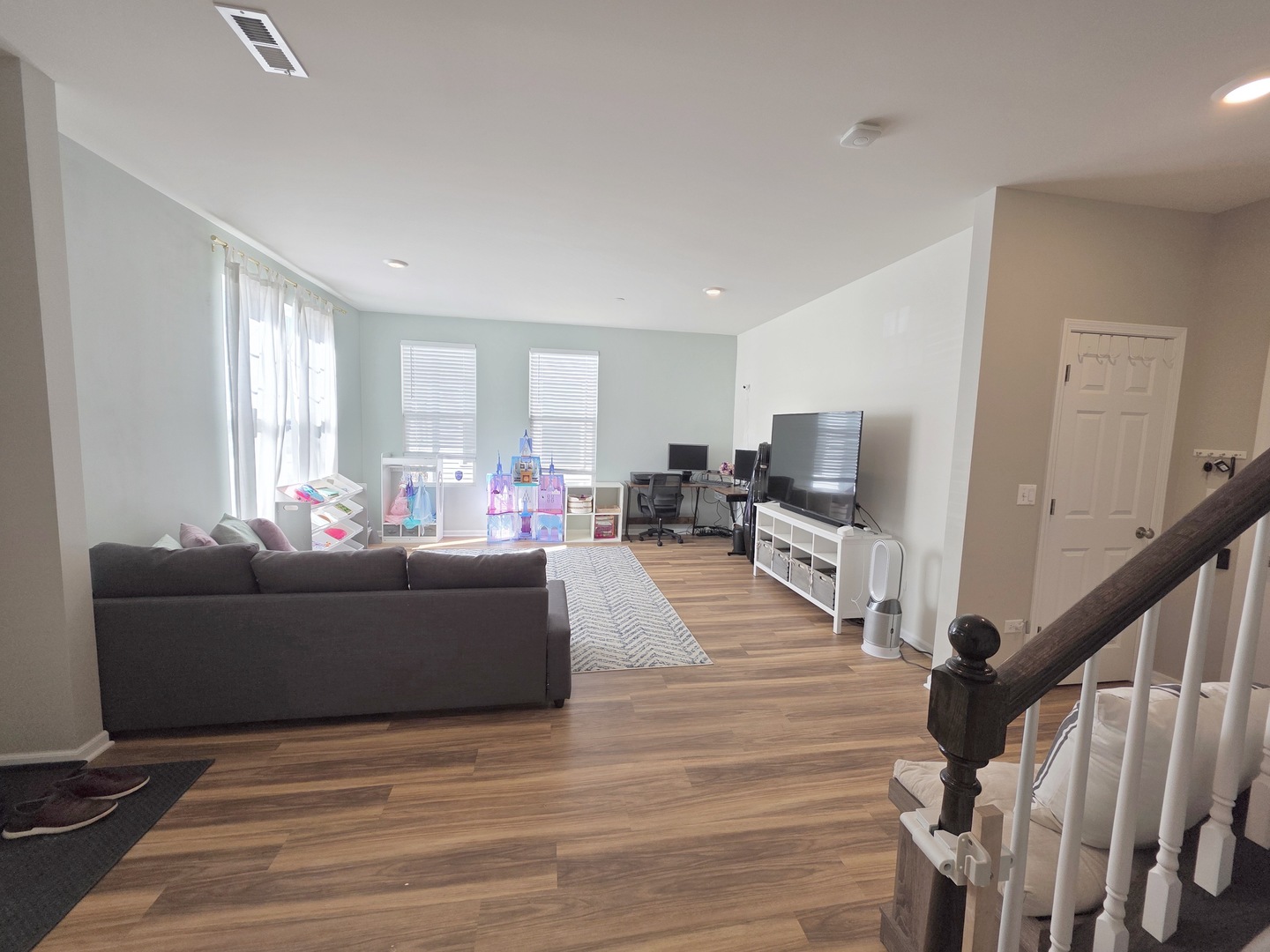 2707 Lily Lane Rolling Meadows, IL 60008 - Photo 5 of 17