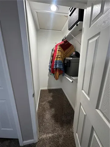 $240,000 | 303 West Broadway Street, Higginsville, MO 64037