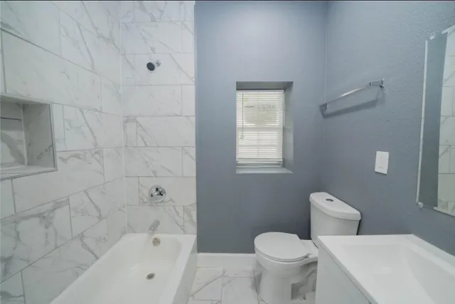 $900 | 1426 Telephone Road, Unit ST, Houston, TX 77023