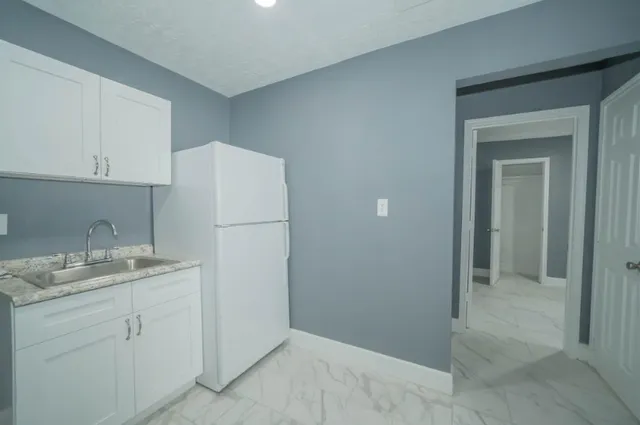 $900 | 1426 Telephone Road, Unit ST, Houston, TX 77023