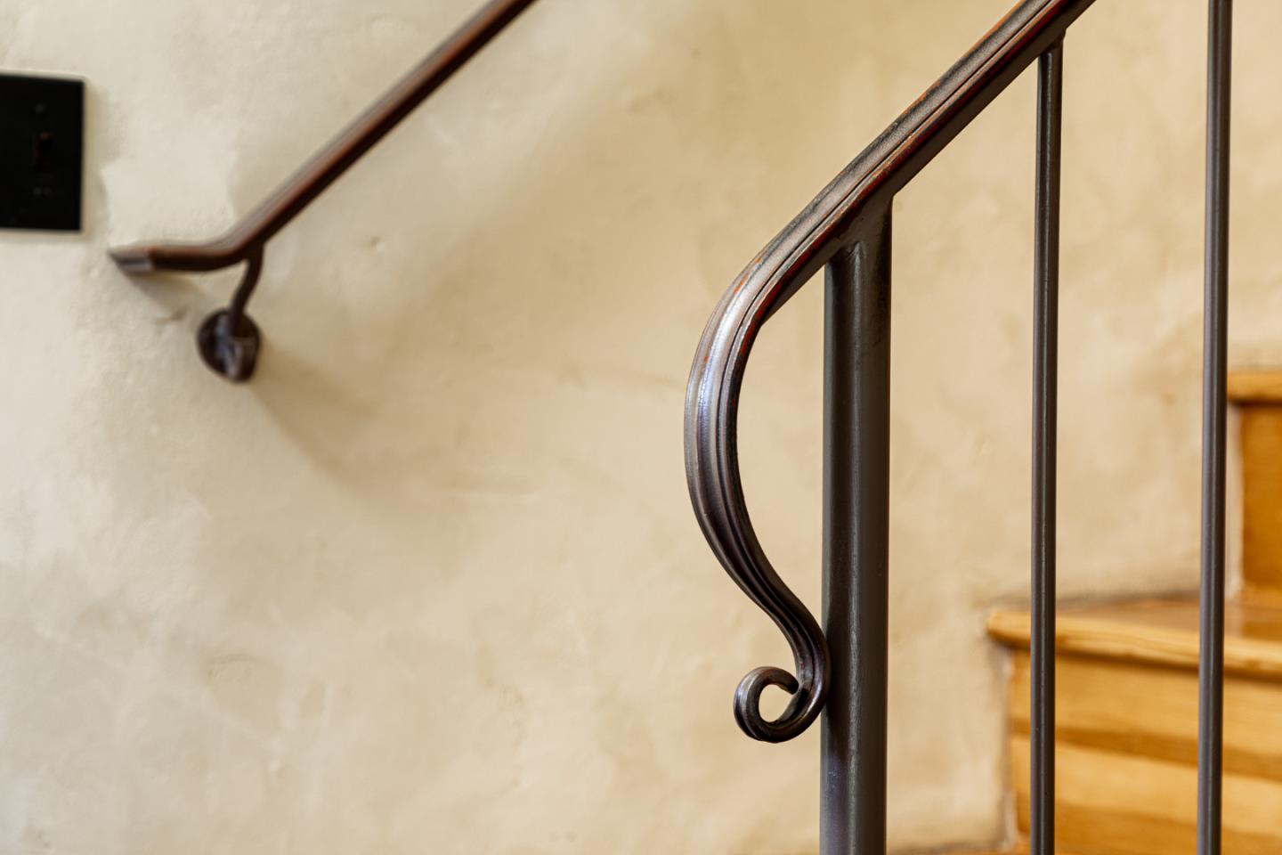 508 Oak Drive Capitola, CA 95010 - Photo 30 of 31 a close view of sliding shower