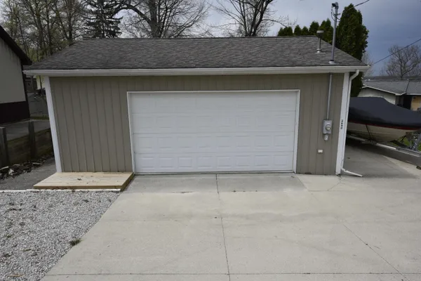 $69,000 | 2690 Ovid Street, Crystal, MI 48818