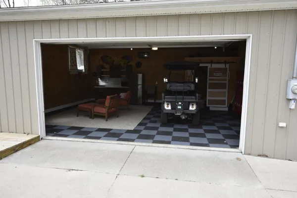$69,000 | 2690 Ovid Street, Crystal, MI 48818