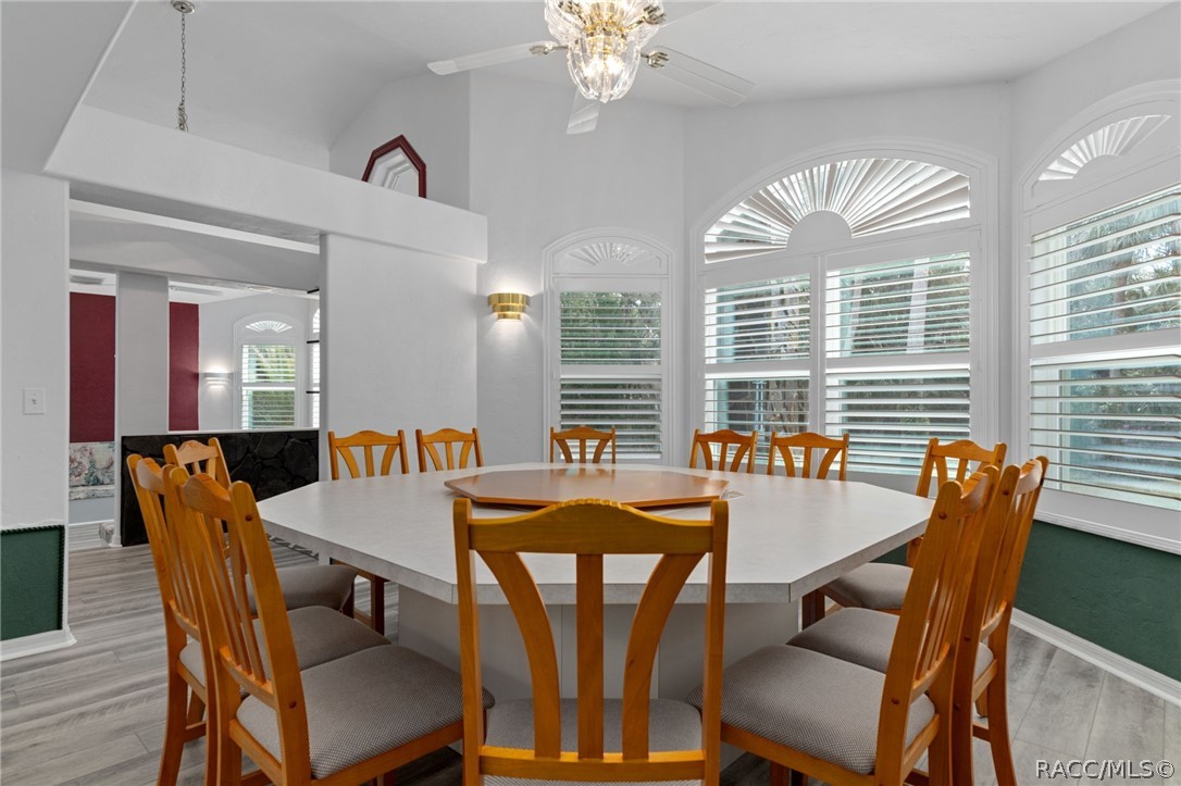 35 Captains Cove Road Inglis, FL 34449 - Photo 7 of 70
