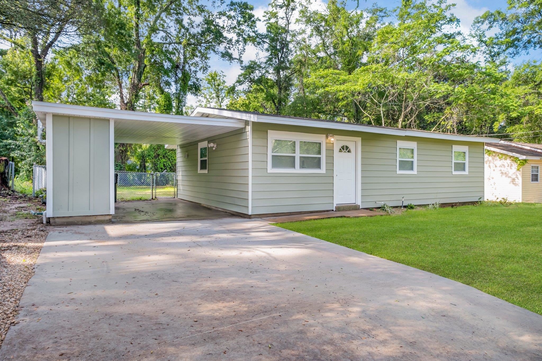 2003 Jackson Bluff Road Tallahassee, FL 32304 - Photo 22 of 23