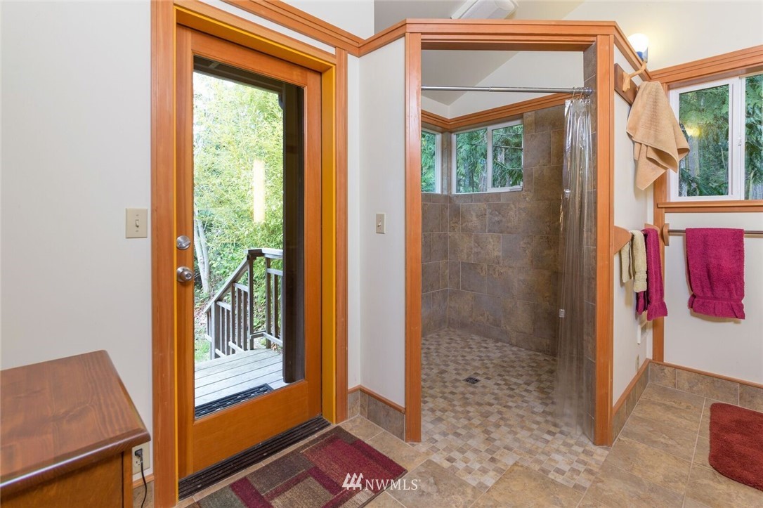 315 Schwartz Road Nordland, WA 98358 - Photo 13 of 25 Gallery Image 13