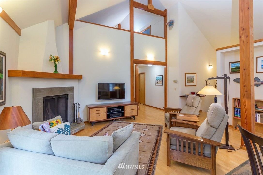 315 Schwartz Road Nordland, WA 98358 - Photo 4 of 25 Gallery Image 4