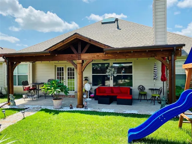 $2,600 | 3210 West Glenwood Drive, Wylie, TX 75098