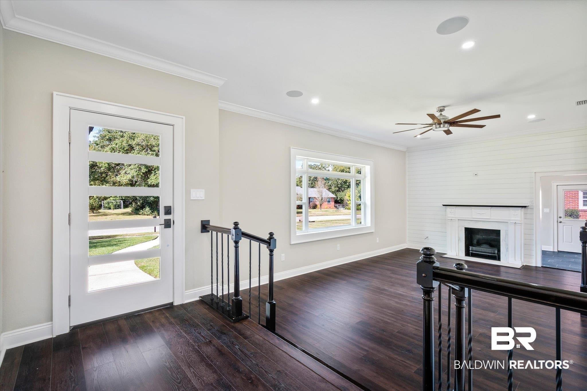 278 Woodlands Avenue Mobile, AL 36607 - Photo 3 of 23