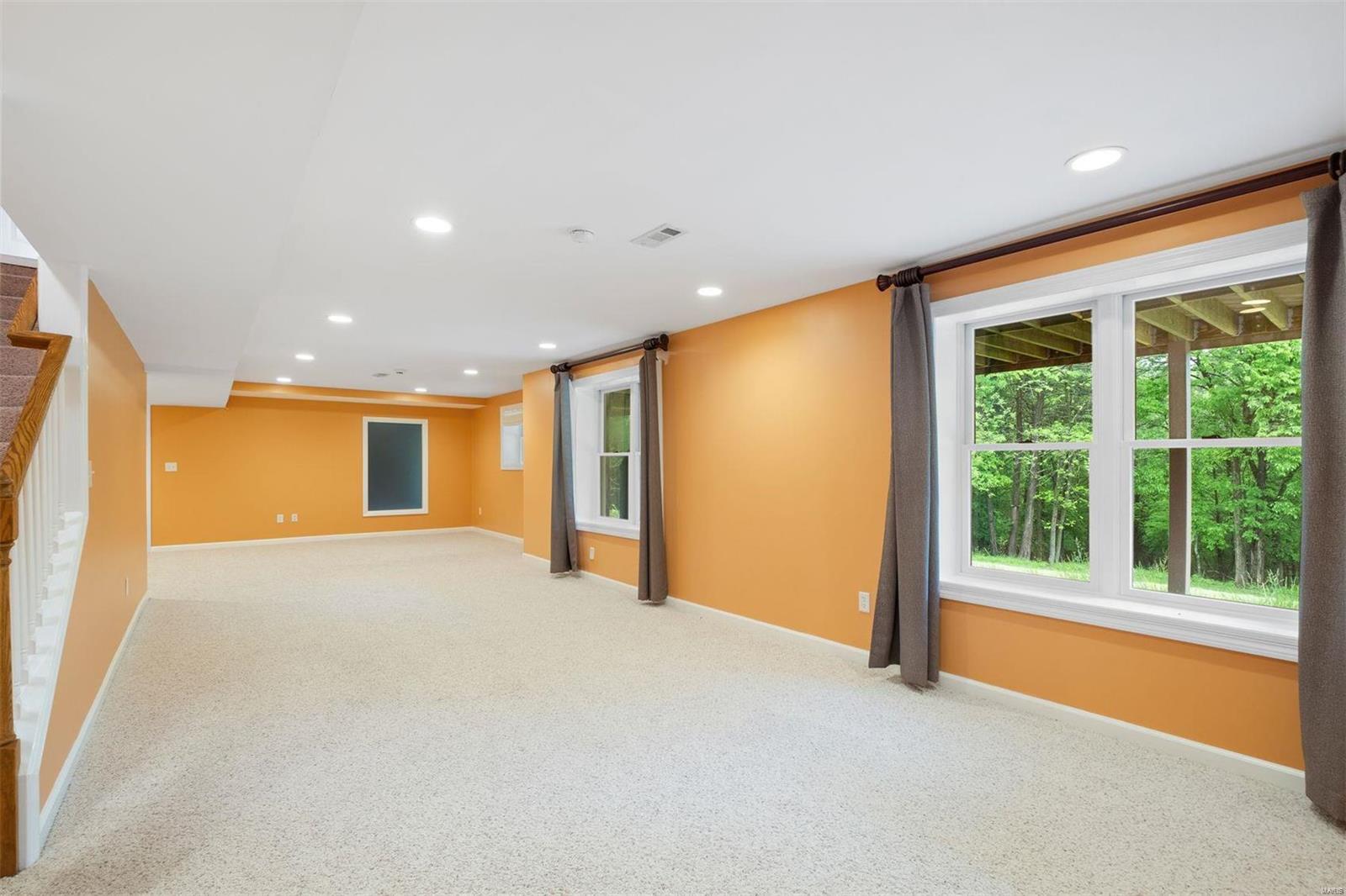 405 Lewis Road Eureka, MO 63025 - Photo 17 of 30 Gallery Image 17