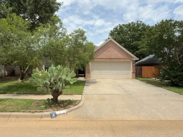 $2,250 | 9091 San Joaquin Trail, Fort Worth, TX 76118
