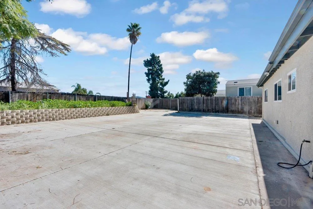 8217 Sunset Road Lakeside, CA 92040 - Photo 24 of 26 Gallery Image 24