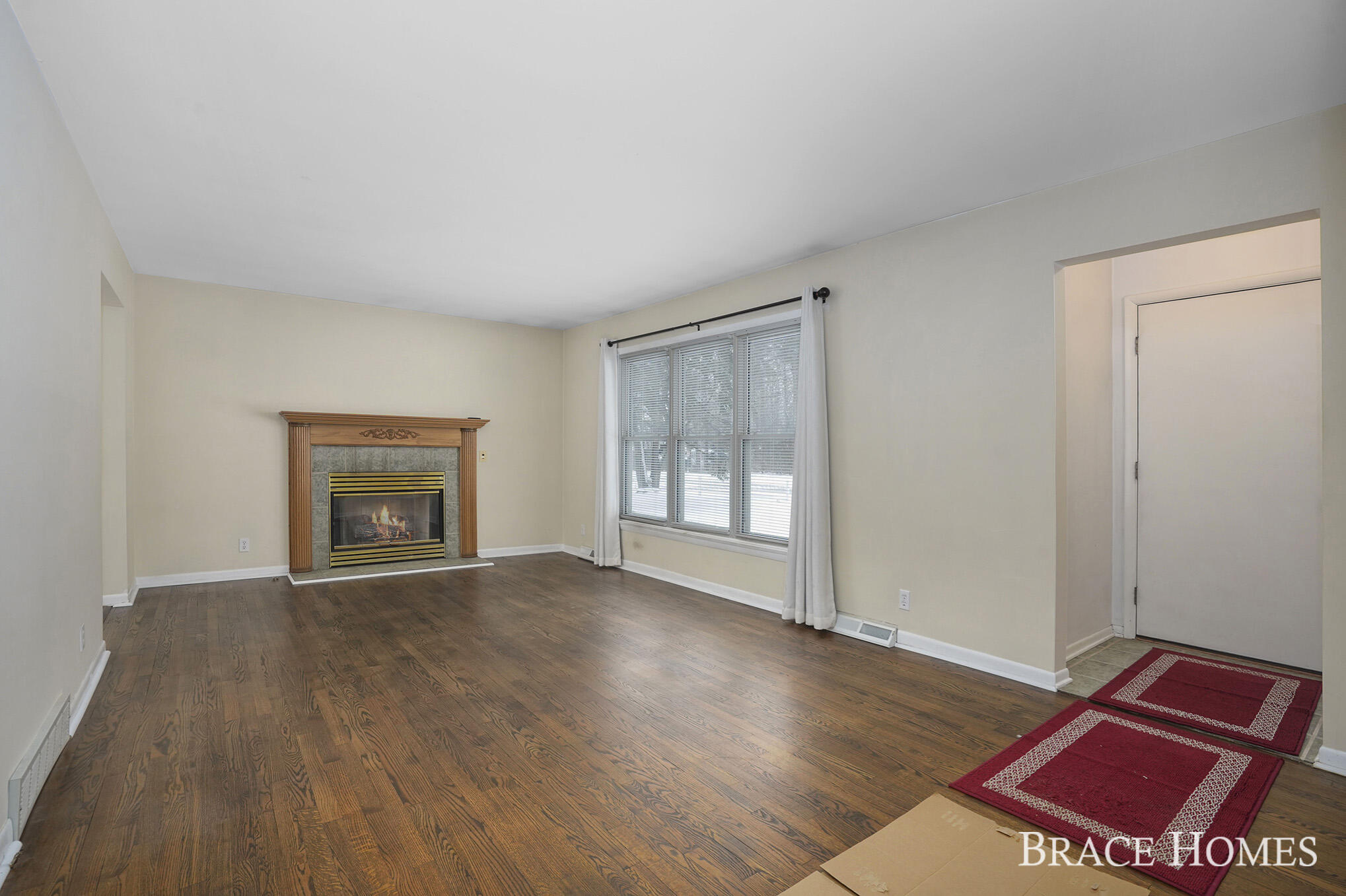1617 Robbins Road Grand Haven, MI 49417 - Photo 3 of 23 Photo Jan 06, 11 36 56 AM