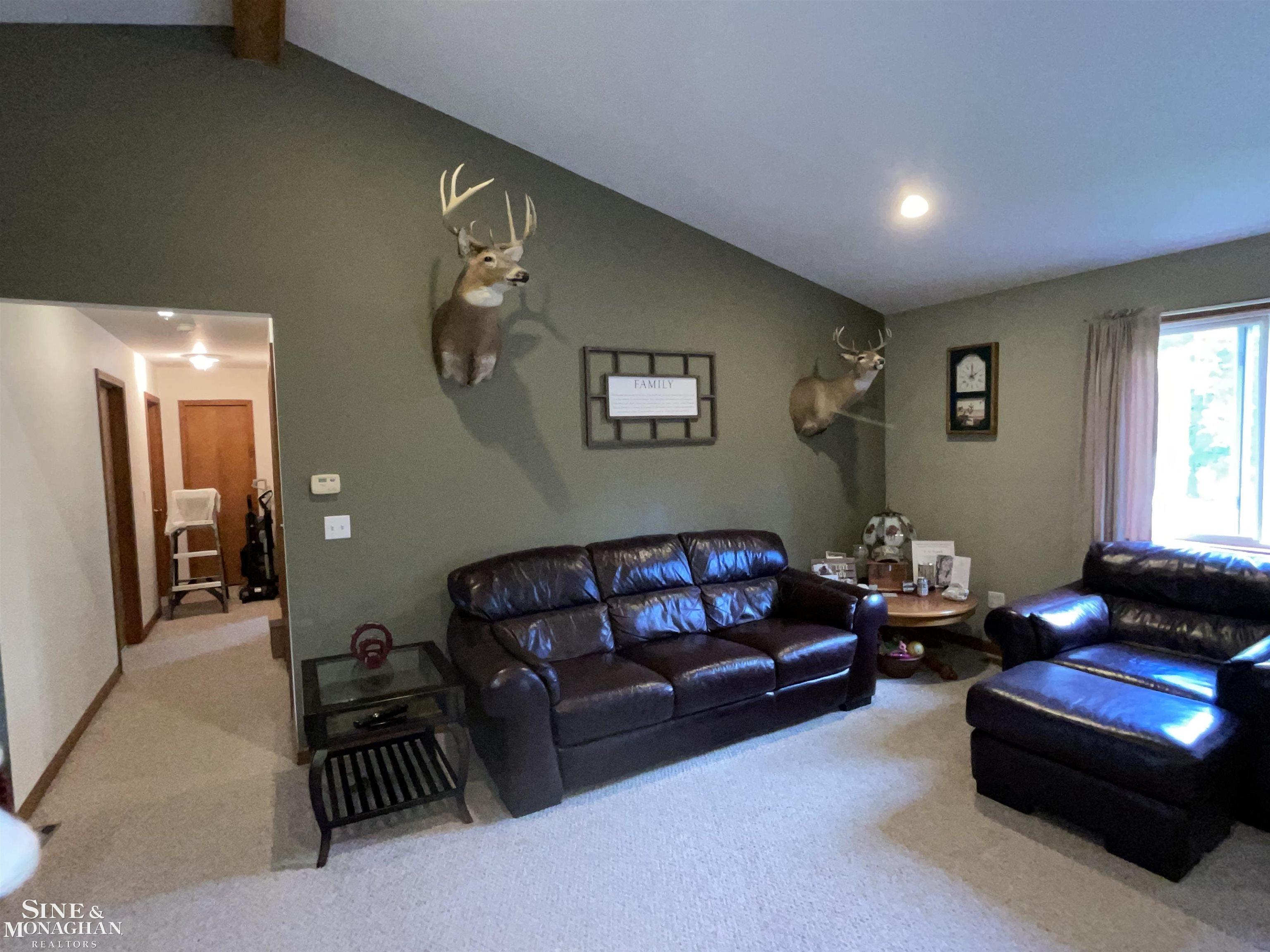 8789 Marsh Road Algonac, MI 48001 - Photo 13 of 37 50125042-12.JPG