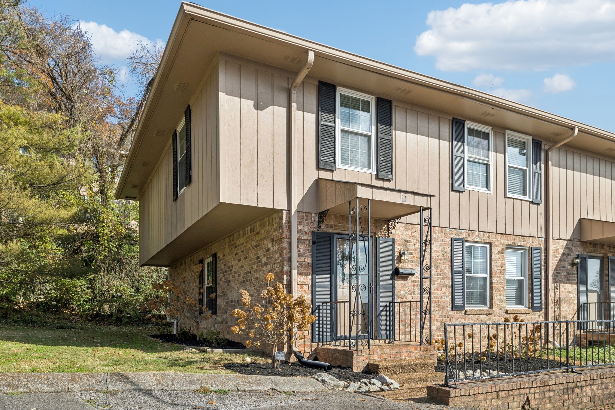 110 Bellevue Road, Unit 12 Nashville, TN 37221 - Photo 2 of 25