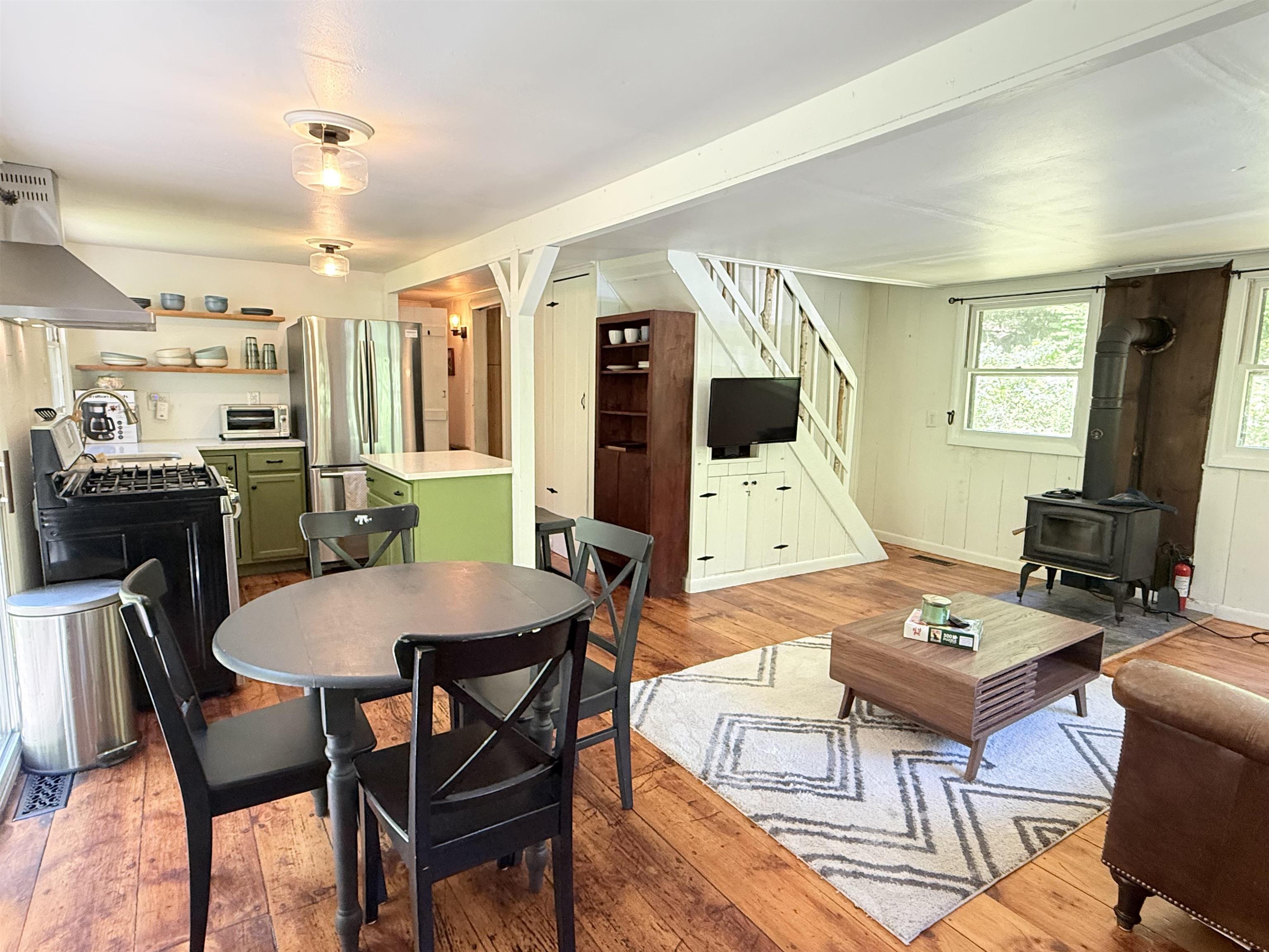 8 Beech Tree Lane East Dover, VT 05341 - Photo 5 of 33