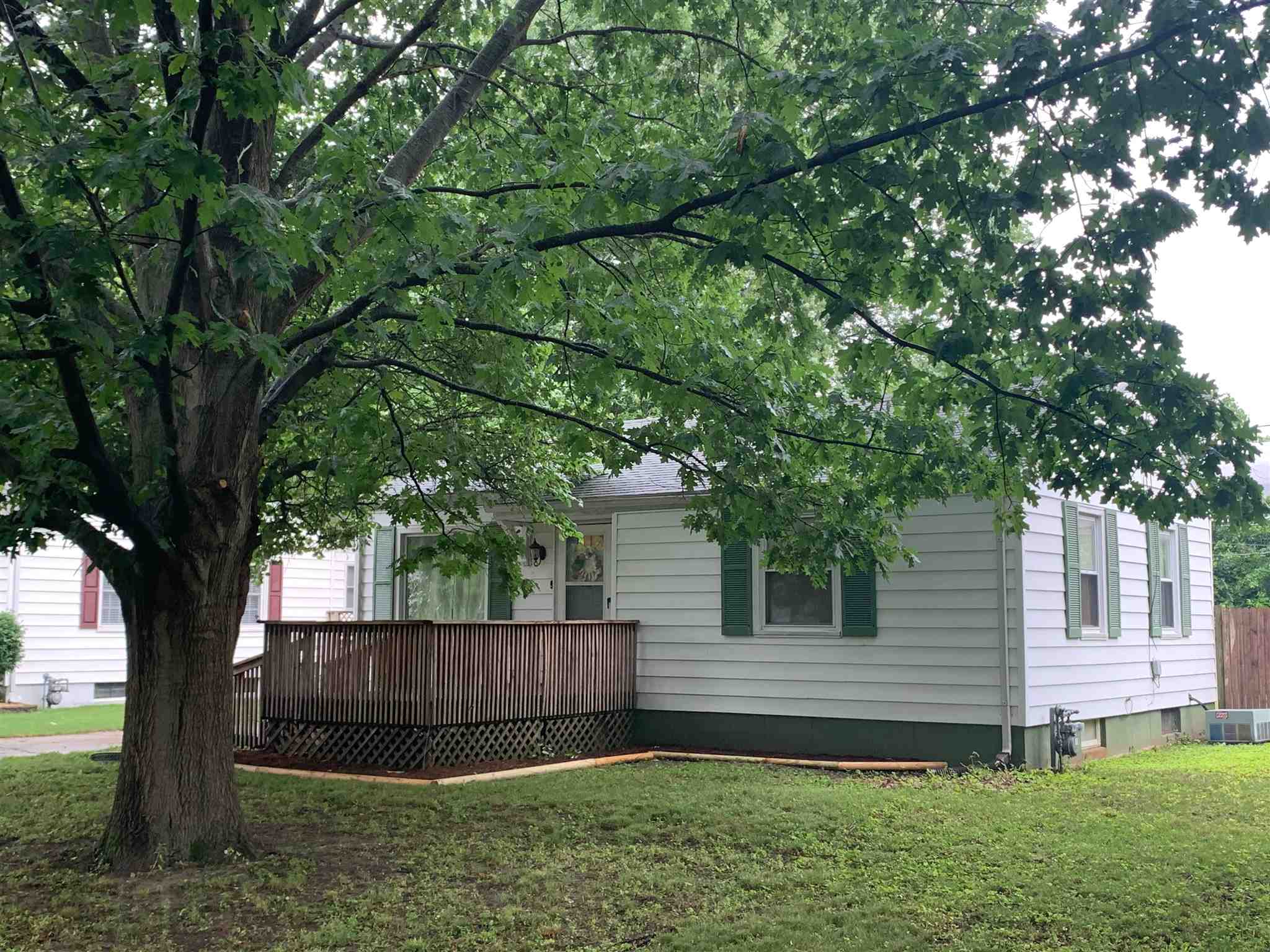 3243 Sherman Street Springfield, IL 62703 - Photo 2 of 29