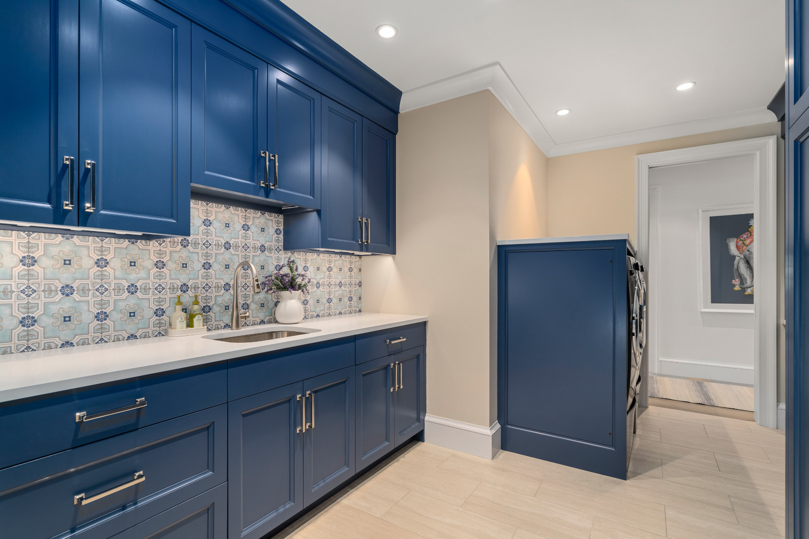 35 Burnell Street Nantucket, MA 02554 - Photo 19 of 48