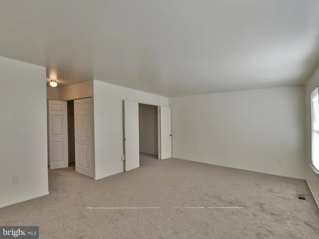 $400,000 | 14632 Wexhall Terrace, Unit 18, Burtonsville, MD 20866