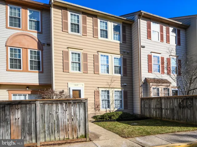 $400,000 | 14632 Wexhall Terrace, Unit 18, Burtonsville, MD 20866