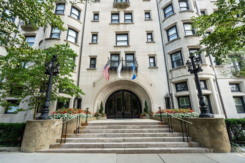 416 Commonwealth Avenue, Unit 710 Boston, MA 02215 - Photo 1 of 26