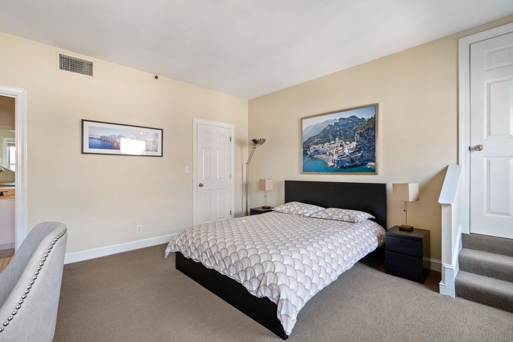 416 Commonwealth Avenue, Unit 710 Boston, MA 02215 - Photo 11 of 26