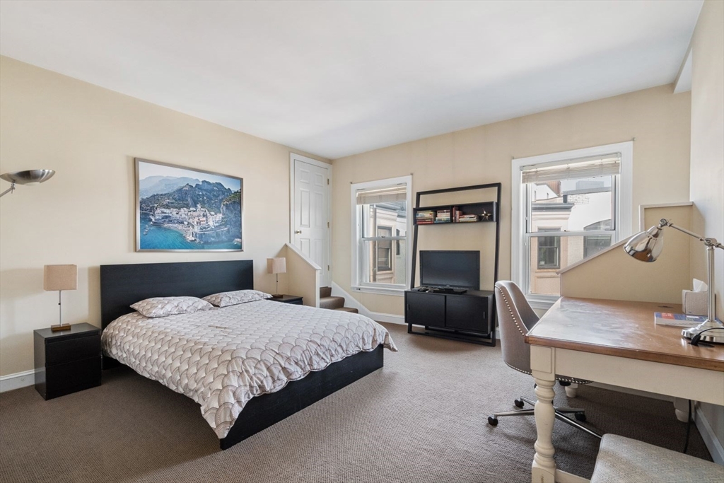 416 Commonwealth Avenue, Unit 710 Boston, MA 02215 - Photo 12 of 26