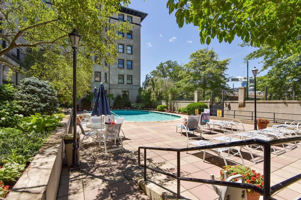 416 Commonwealth Avenue, Unit 710 Boston, MA 02215 - Photo 23 of 26