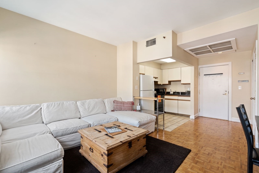 416 Commonwealth Avenue, Unit 710 Boston, MA 02215 - Photo 8 of 26