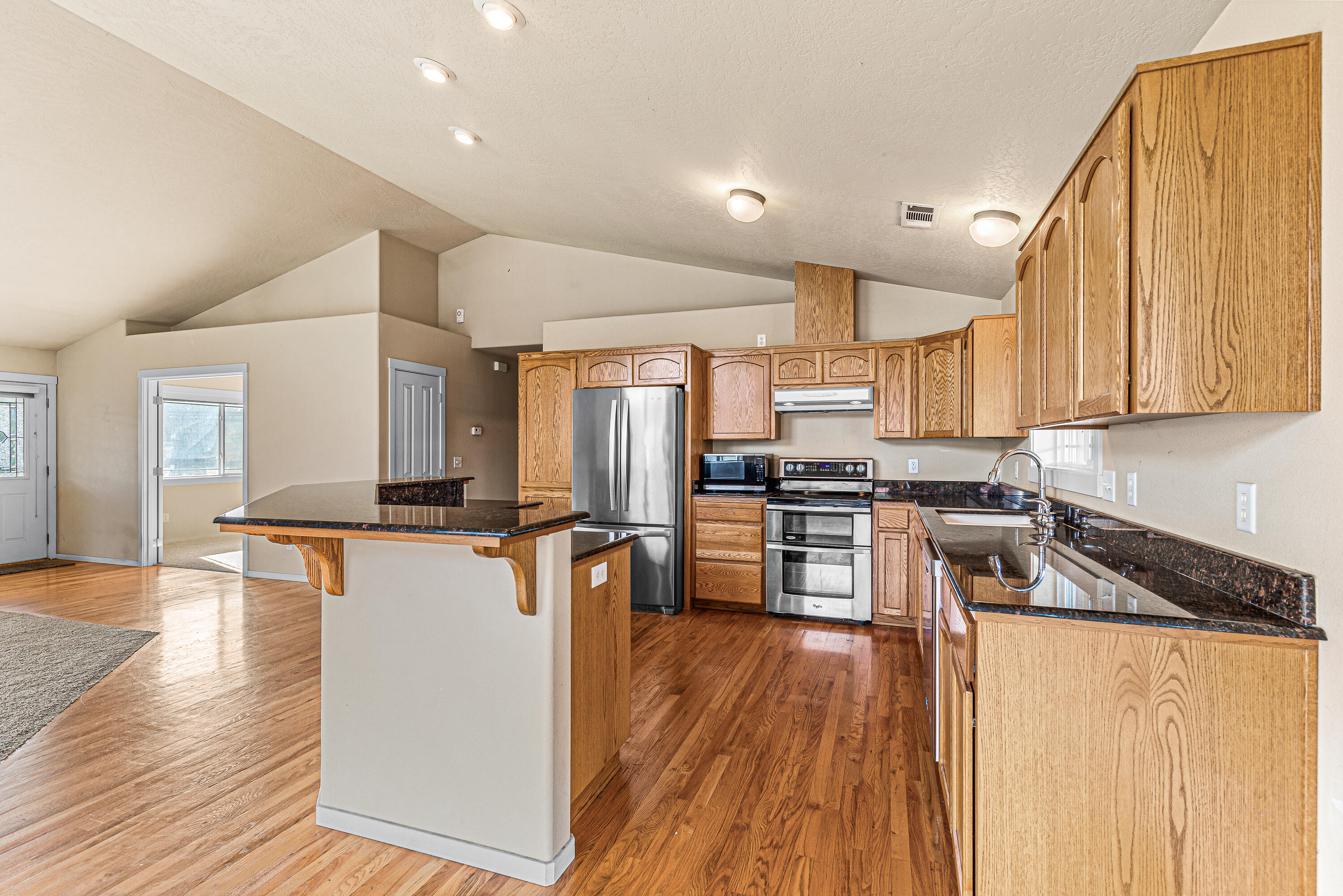 205 Upper River Road Gold Hill, OR 97525 - Photo 15 of 29 15