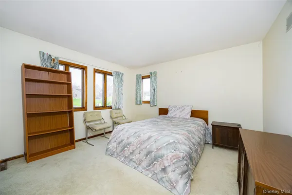 $569,000 | 32 Sherwood Heights, Wappingers Falls, NY 12590