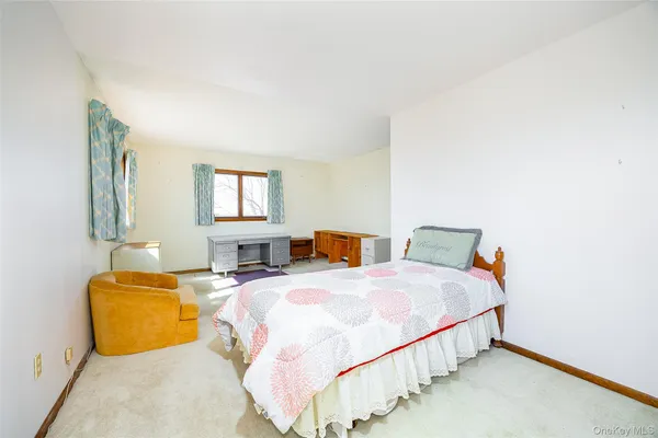 $569,000 | 32 Sherwood Heights, Wappingers Falls, NY 12590