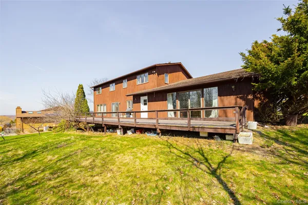 $569,000 | 32 Sherwood Heights, Wappingers Falls, NY 12590