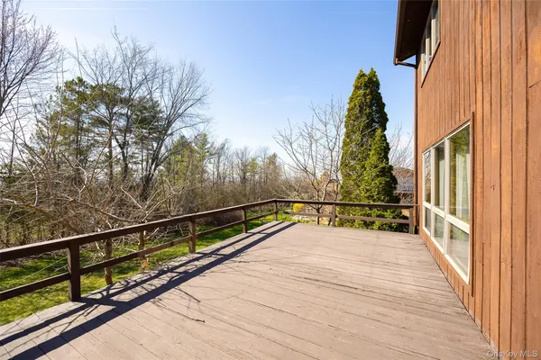 $569,000 | 32 Sherwood Heights, Wappingers Falls, NY 12590