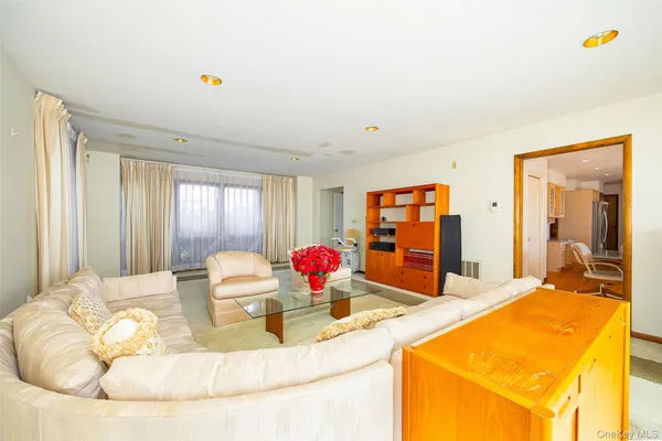 $569,000 | 32 Sherwood Heights, Wappingers Falls, NY 12590