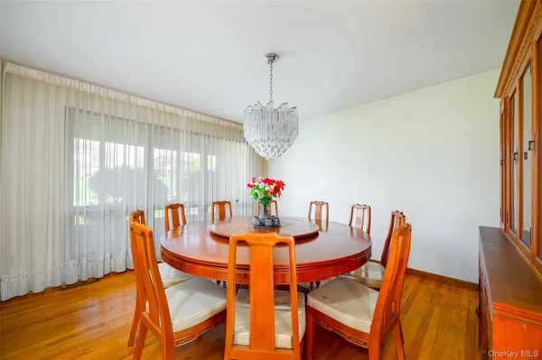 $569,000 | 32 Sherwood Heights, Wappingers Falls, NY 12590