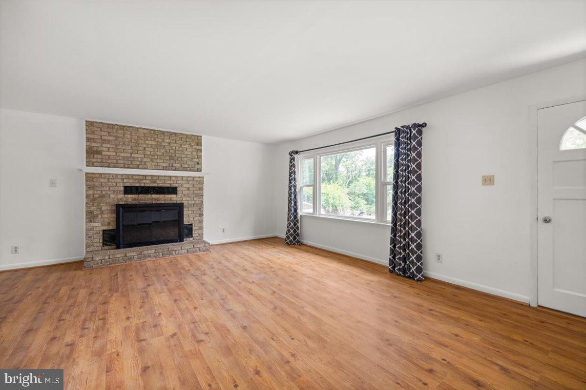 87 Blue Ridge Loop Harpers Ferry, WV 25425 - Photo 4 of 26 Gallery Image 4