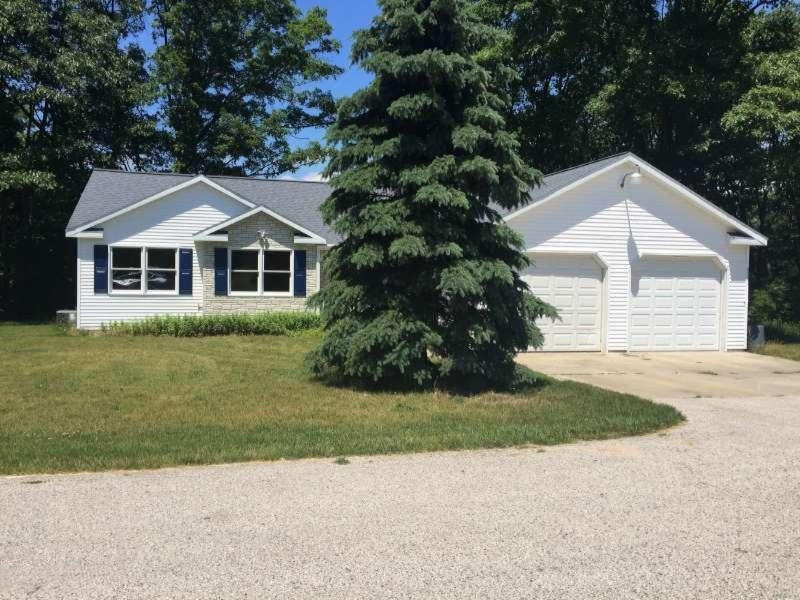 5200 West Riley-Thompson Road Whitehall, MI 49461 - Photo 2 of 28 IMG_4254